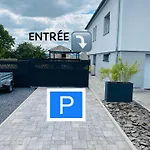 Apartmán Elegant 2 Pieces Terrasse, Parking, Cadre Paisible *