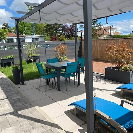 Elegant 2 Pieces Terrasse, Parking, Cadre Paisible